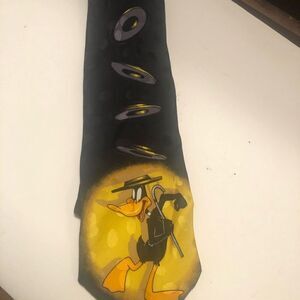 Looney Tunes Daffy Duck tie. 100% silk. Black. Vintage 1994
